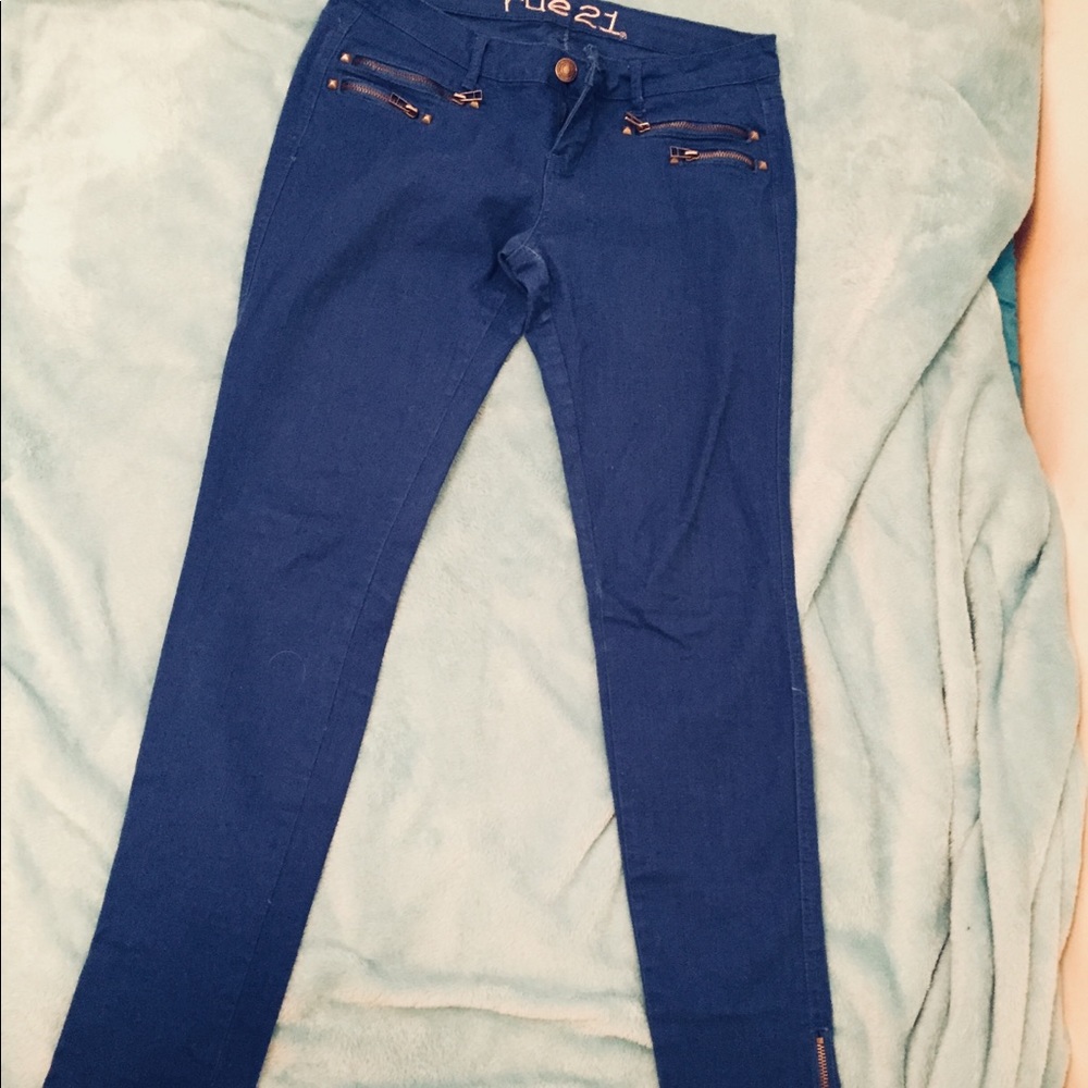Blue skinny jeans